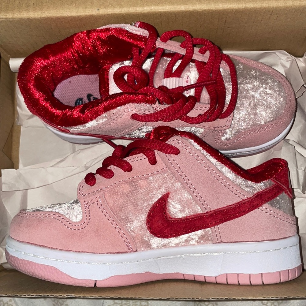 EXCLUSIVE kid nikes